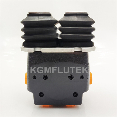 Válvula YN30V00105F2 de Brake Foot Pedal del excavador para KOBELCO SK200-8